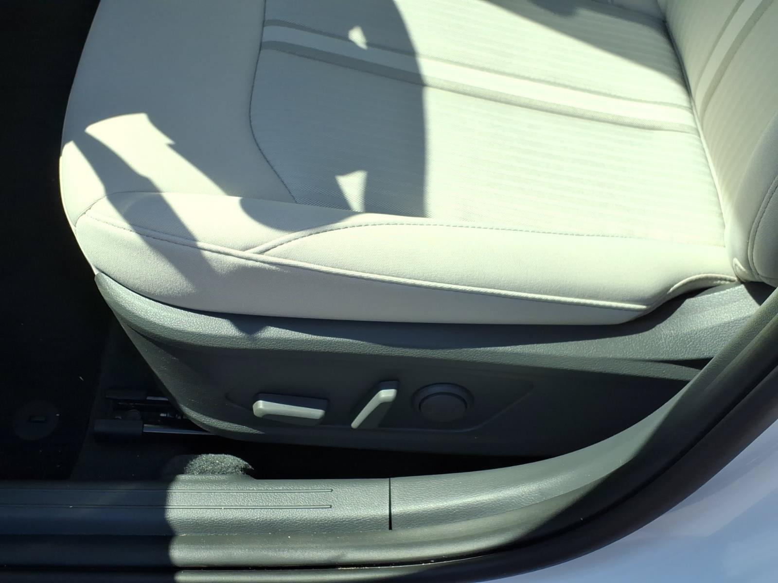 2026 Hyundai Sonata SEL - Photo 11