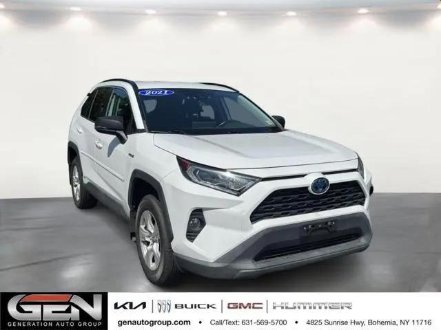 2021 Toyota RAV4 Hybrid XLE for sale in Bohemia, NY