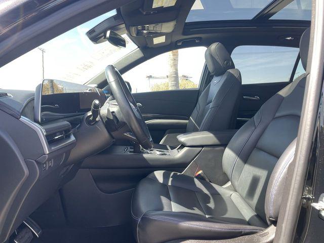 2024 Cadillac XT4 FWD Sport