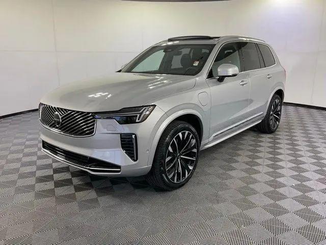 2025 Volvo XC90 Plug-In Hybrid T8 Ultra 7-Seater for sale in Fort Wayne, IN