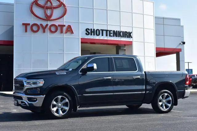 2021 Ram 1500 Limited Crew Cab 4x4 5'7" Box for sale in Quincy, IL