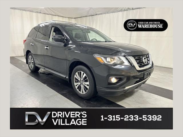 2017 Nissan Pathfinder SL for sale in CICERO, NY