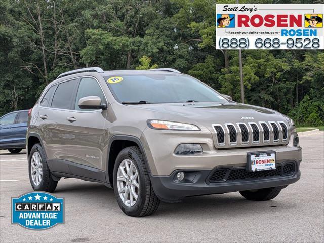 2016 Jeep Cherokee Latitude for sale in KENOSHA, WI