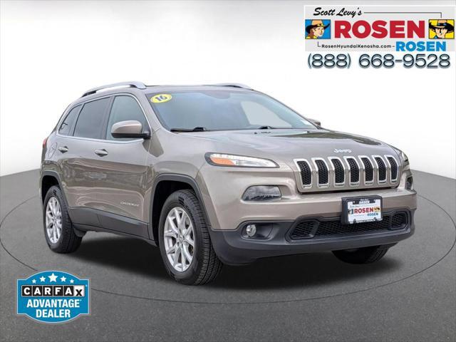 2016 Jeep Cherokee Latitude for sale in KENOSHA, WI