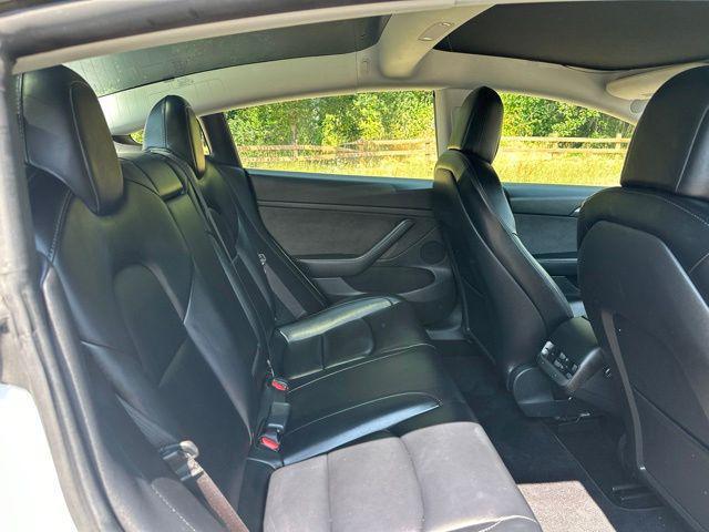 2021 Tesla Model 3 Standard Range Plus Rear-Wheel Drive