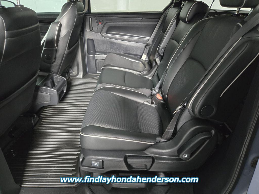2025 Honda Odyssey Elite - Photo 16