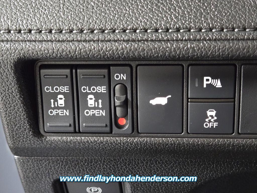 2025 Honda Odyssey Elite - Photo 28