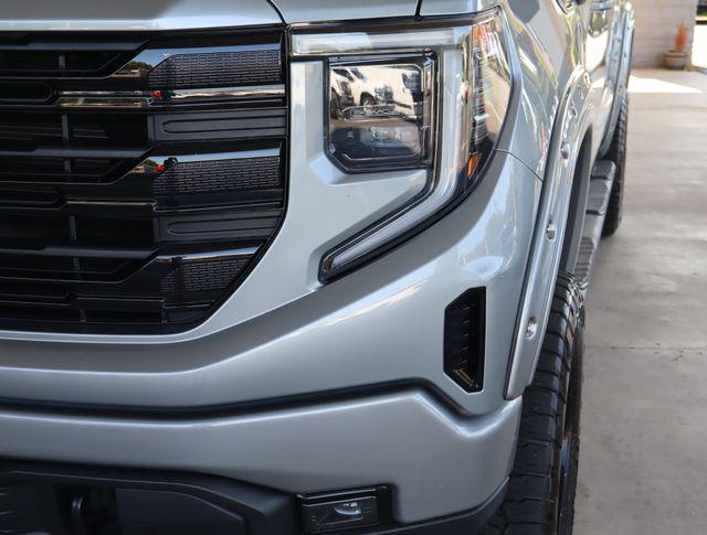 2023 GMC Sierra 1500 4WD Crew Cab Short Box Elevation with 3SB