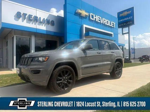 2022 Jeep Grand Cherokee Laredo X 4x4 for sale in Sterling, IL