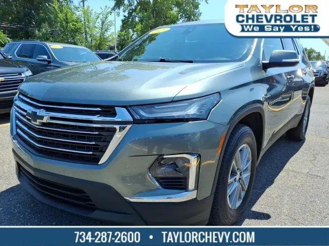 2023 Chevrolet Traverse FWD LT Cloth for sale in Taylor, MI