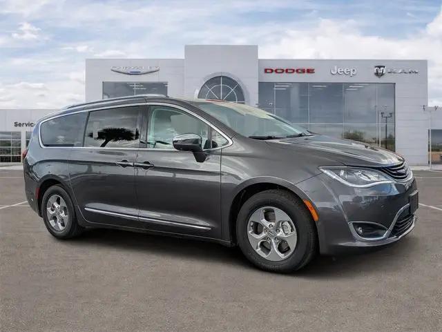 2018 Chrysler Pacifica Hybrid Limited for sale in Fort Myers, FL