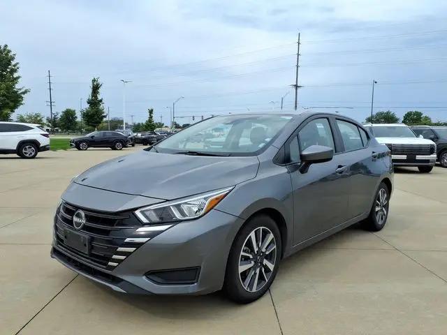 2024 Nissan Versa 1.6 SV for sale in Springfield, IL