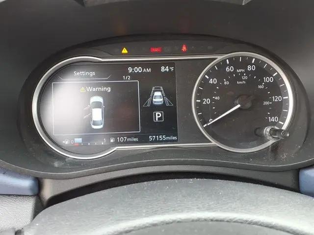 2024 Nissan Versa 1.6 SV