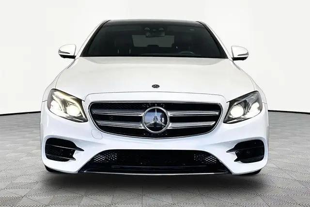 2018 Mercedes-Benz E-CLASS E 300 E 300
