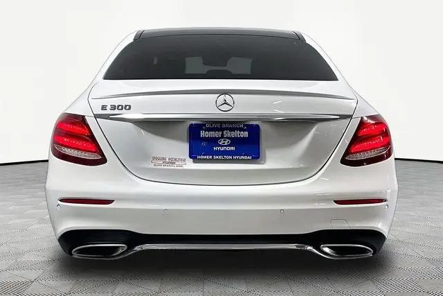 2018 Mercedes-Benz E-CLASS E 300 E 300