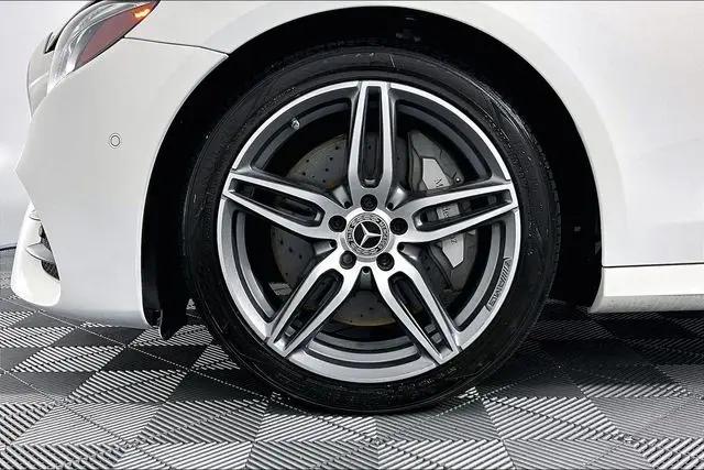 2018 Mercedes-Benz E-CLASS E 300 E 300