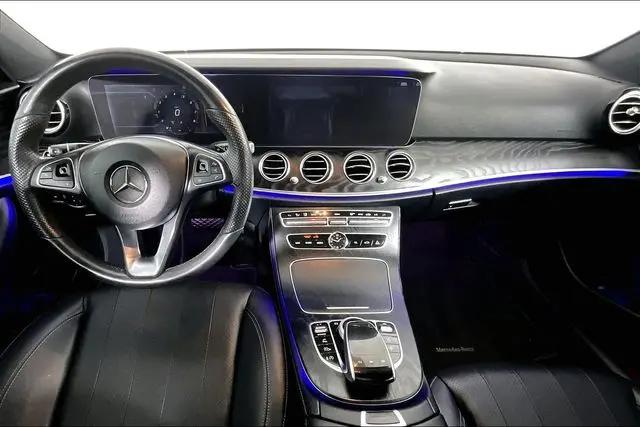 2018 Mercedes-Benz E-CLASS E 300 E 300