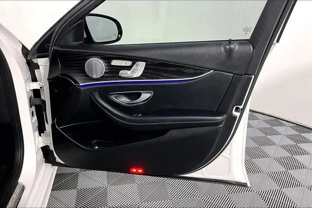 2018 Mercedes-Benz E-CLASS E 300 E 300