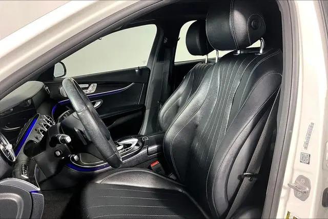 2018 Mercedes-Benz E-CLASS E 300 E 300