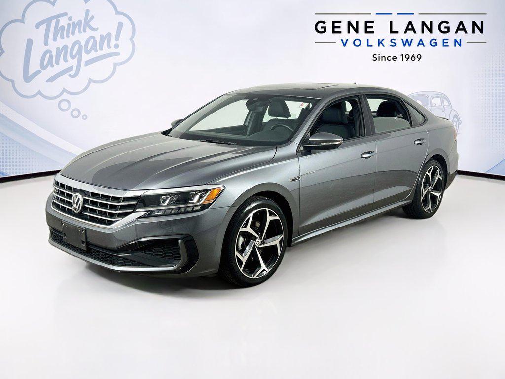 Platinum Gray Metallic 2021 Volkswagen Passat Sedan Front-Wheel Drive Automatic