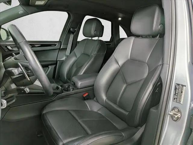 2024 Porsche Macan Macan