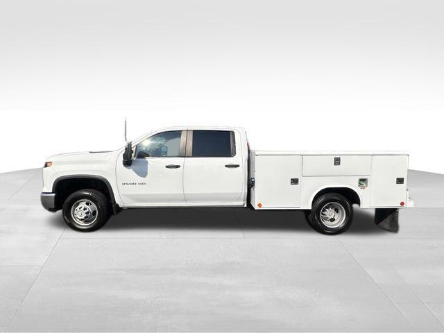 2024 Chevrolet Silverado 3500HD Chassis Work Truck