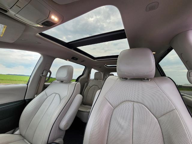 2021 Chrysler Pacifica Limited AWD