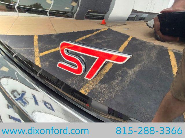 2019 Ford Edge ST