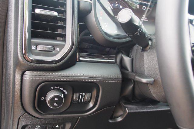 2025 Ram 1500 Limited Crew Cab 4x4 6'4" Box