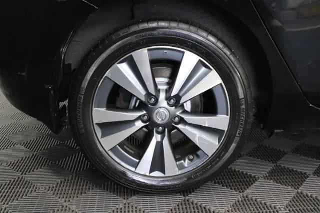 2015 Nissan LEAF SL
