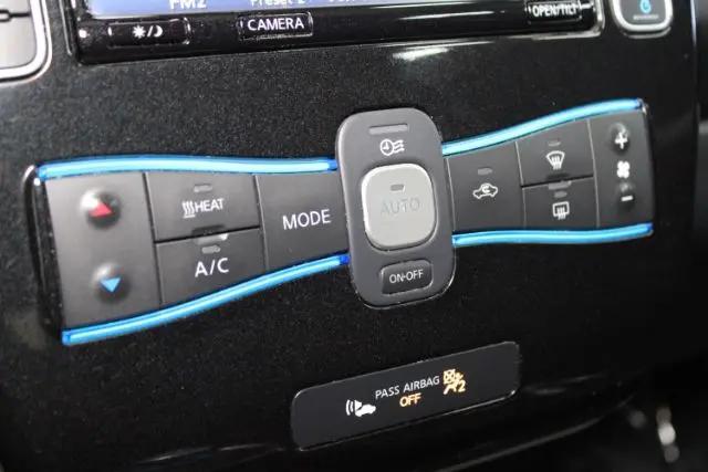 2015 Nissan LEAF SL