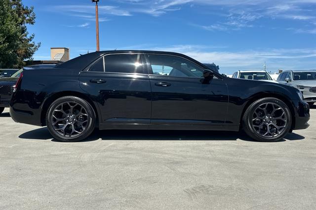 2019 Chrysler 300 300S