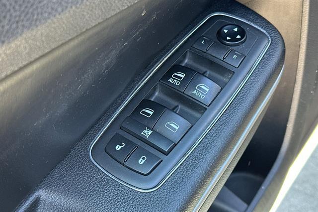 2019 Chrysler 300 300S