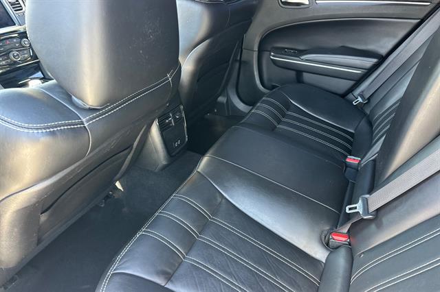 2019 Chrysler 300 300S