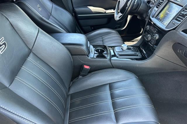 2019 Chrysler 300 300S