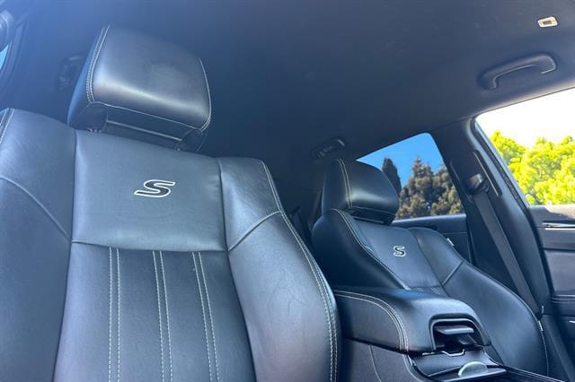 2019 Chrysler 300 300S