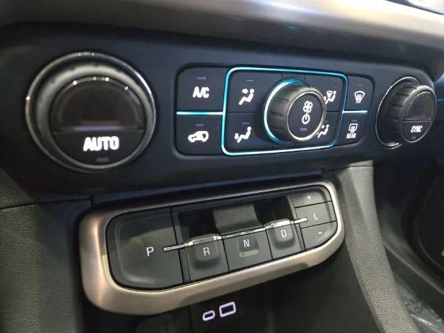 2021 GMC Acadia FWD Denali