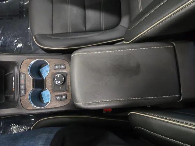 2021 GMC Acadia FWD Denali