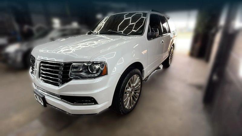 2015 Lincoln Navigator Base for sale in Cedar Falls, IA