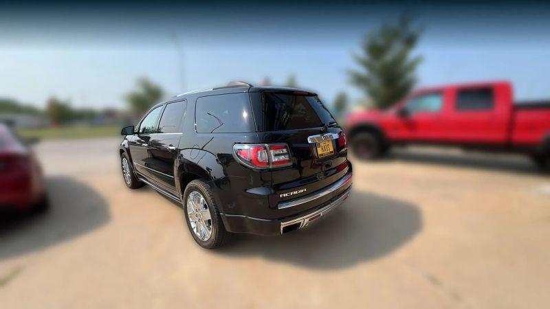 2016 GMC Acadia Denali