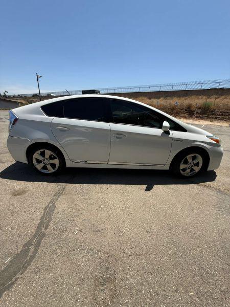 2013 Toyota Prius Three SE