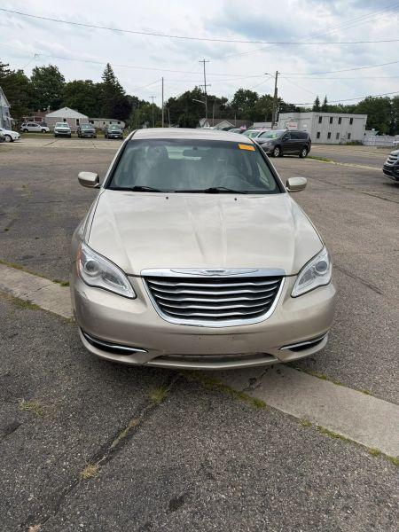 2013 Chrysler 200 Touring