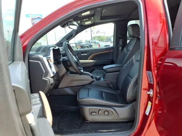 2024 GMC Canyon 4WD Denali