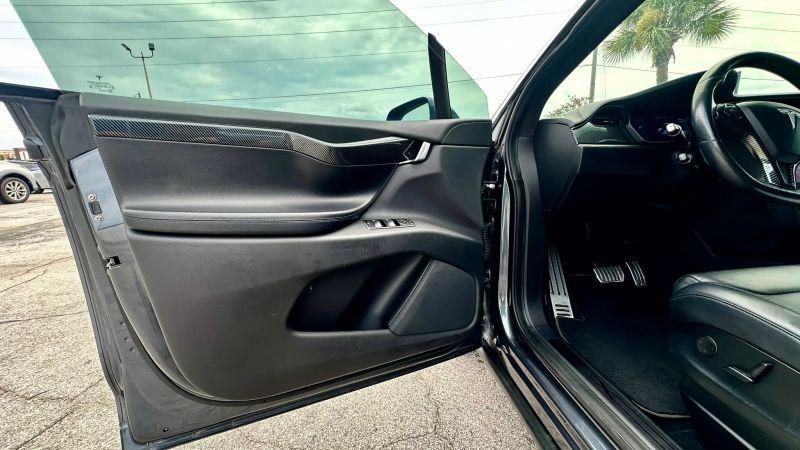 2019 Tesla Model X Long Range