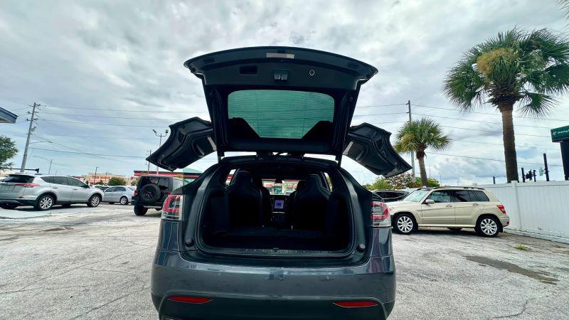 2019 Tesla Model X Long Range