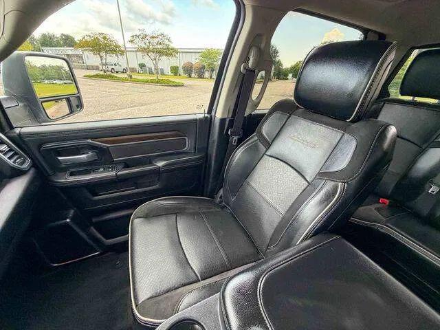 2024 Ram 2500 Laramie Crew Cab 4x4 64 Box