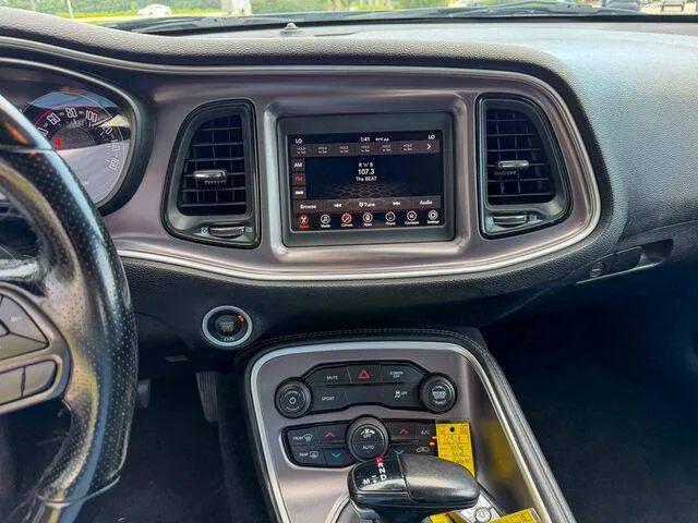 2020 Dodge Challenger SXT