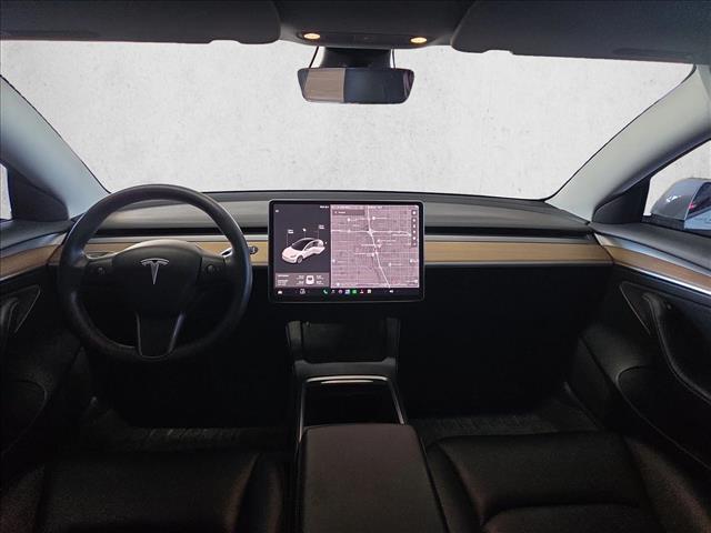 2021 Tesla Model 3 Standard Range Plus Rear-Wheel Drive