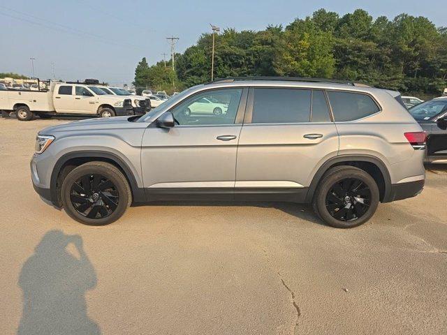2026 Volkswagen Atlas SE with Technology 2026 Volkswagen Atlas SE with Technology