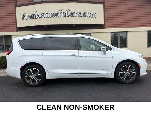 2022 Chrysler Pacifica Pinnacle AWD